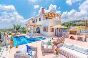 Newly built villa Kantifes only 7 km from beach and private pool with views
